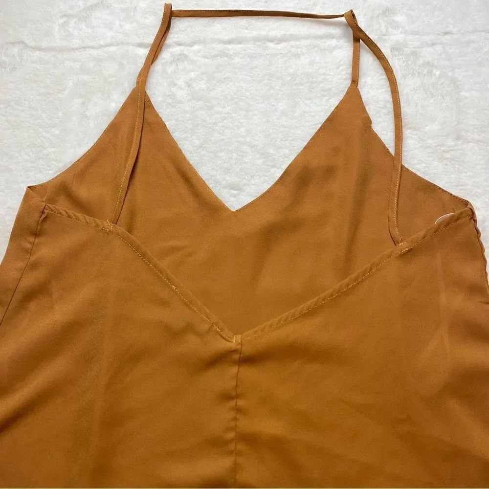Lulu's Spaghetti Strap Deep V Cami Size Medium - Picture 7 of 10
